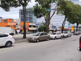 钖米山路障移除 居民兴奋“终解封”！