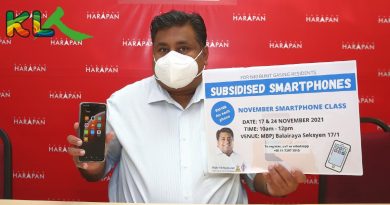 拉吉夫助武吉加星选民  提供津贴买智能手机