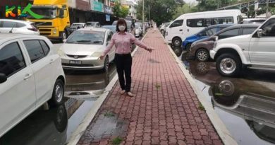 巴生港口东姑满乐路商区  店前积水 4天难消退