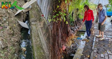 班达马兰新村3住宅区 沟渠坍塌 居民怕酿水灾