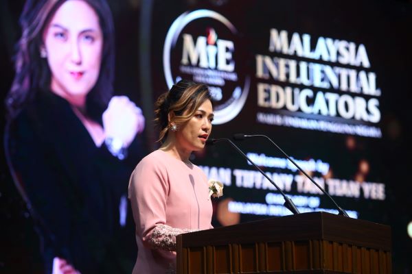 马来西亚最具影响力教育家表扬仪式筹委会主席陈恬怡
