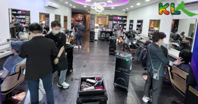 新年前预约全爆满    “扮美”行业  忙翻天