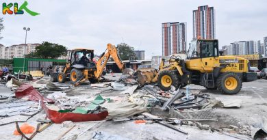 违建必拆！ 隆市局拉队取缔无牌小贩