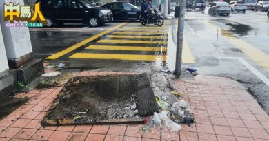 甲洞再有水管破裂 水流源源不绝溢出路面