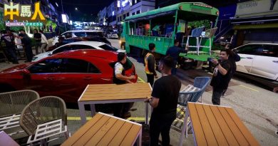 4食肆占据公共场所营业 遭DBKL充公取缔