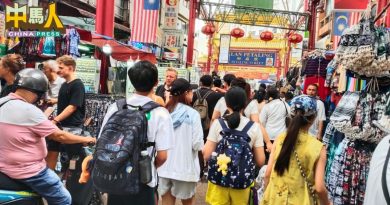 游客减两成 商家忧集会成风气