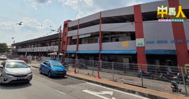 灵市长：提升奥曼路巴刹  须社区广泛参与