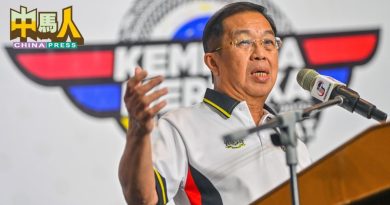 陈国伟：别强硬打压无心之失  别 借旗行事 毁和谐