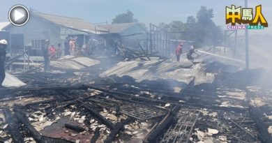 吉胆岛1住家火灾  半小时烧毁 母女逃生