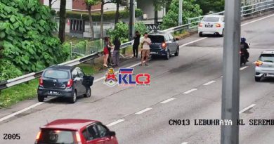 来往方向 共6车碰撞 隆芙大道塞上加塞