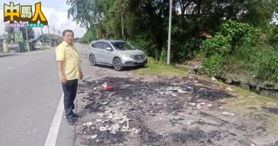 无惧市厅“天眼”监控 垃圾虫 路边烧垃圾