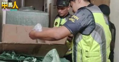 茨厂街仓库藏赝品 KPDN起获5000件值70万