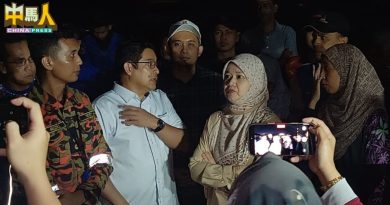 昔江港风灾 | 瓜冷市会快速队 展开校园搜救行动