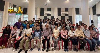 雪隆福建会馆联办 文学写生“活化”义山