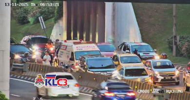 古晋路交通意外 士拉央往市中心堵塞