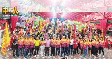 全国夜光龙暨高桩舞狮赛 耶耶亚哇洪仙大帝庙 汉寿堂文化体育会 夺冠