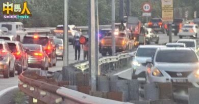 道路施工、交通事故 雪隆4大道 交通延误